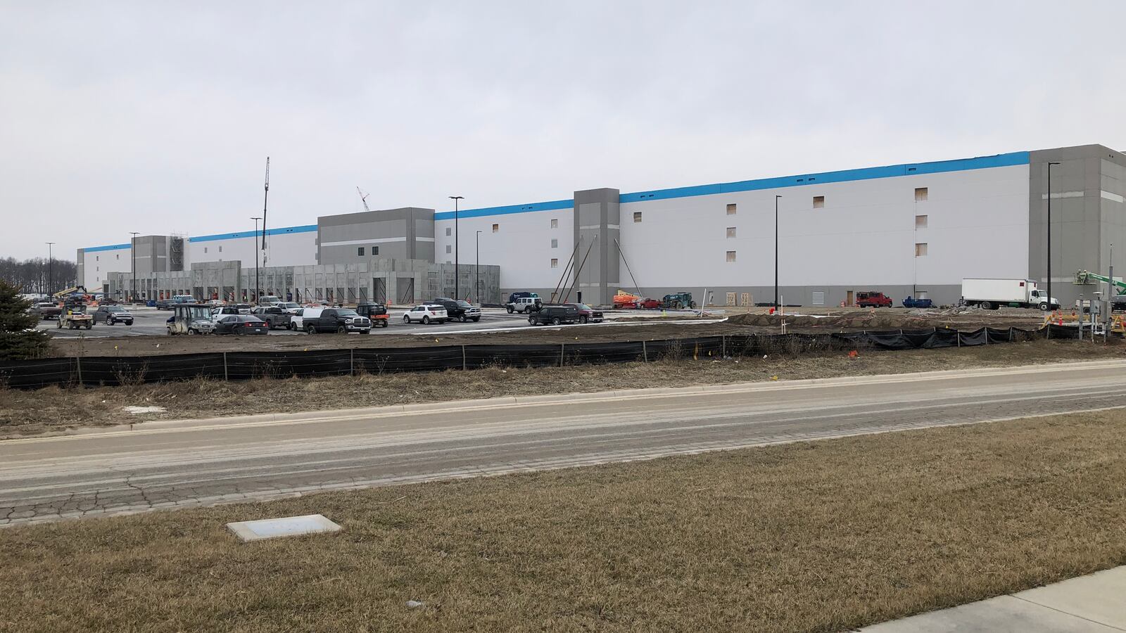 Amazon Roc1 Rochester Ny Amazon hiring more full-time workers for S. Reynolds Rd. and Rossford ...