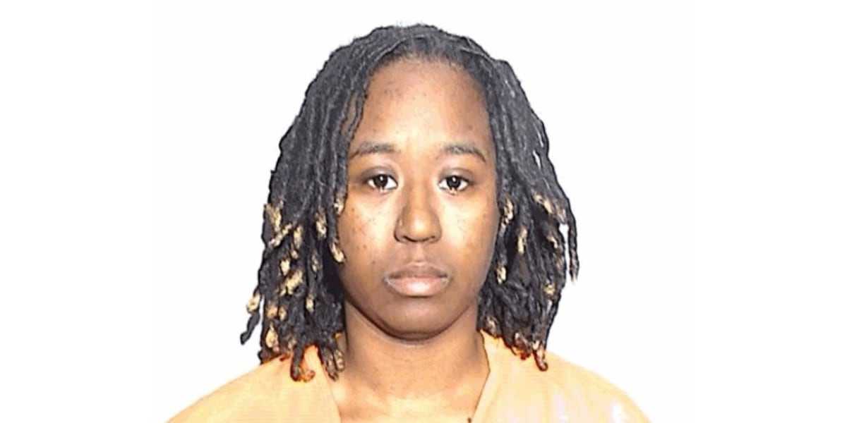 Woman arrested after allegedly shooting 17-year-old in Toledo