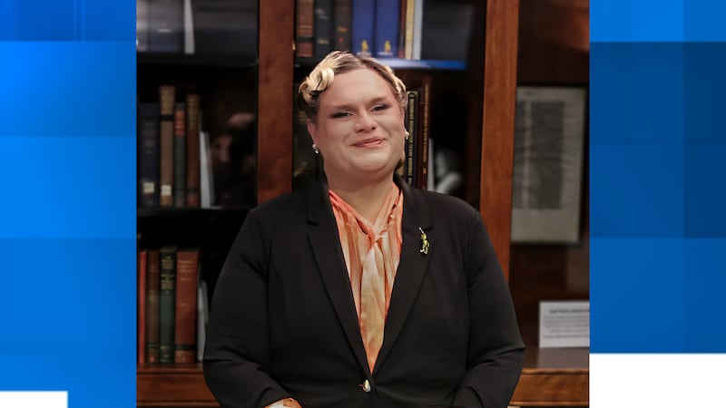 Toledo drag queen announces candidacy for Ohio's 9th Congressional District