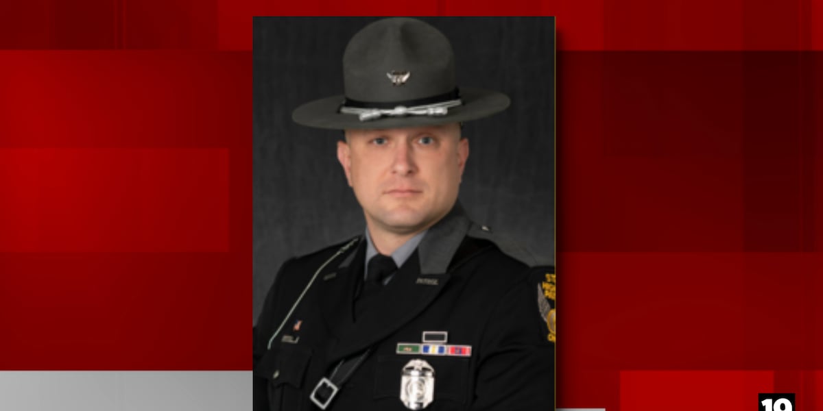 Ohio State Trooper killed while helping disabled semi-truck in Mahoning County